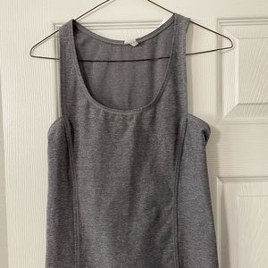 LIKE NEW Lululemon tank top!